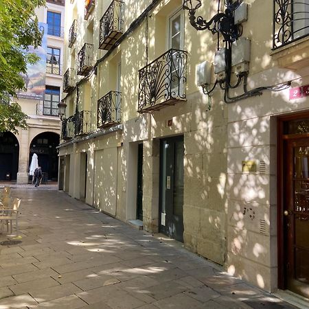 Alojamiento En Pleno Centro Con Wifi Y Aire Acondicionado Логроньйо Екстер'єр фото